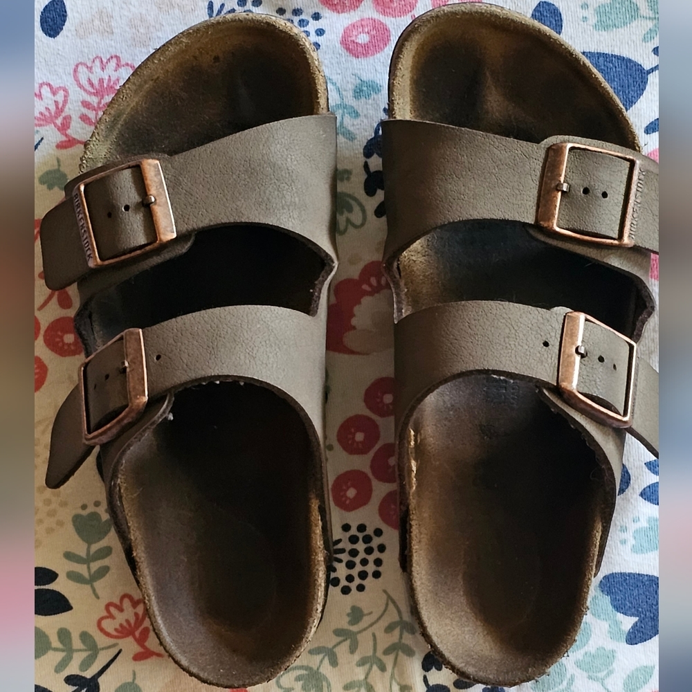 Birkenstock kids sandals